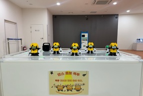 댄스 로봇 꼭두